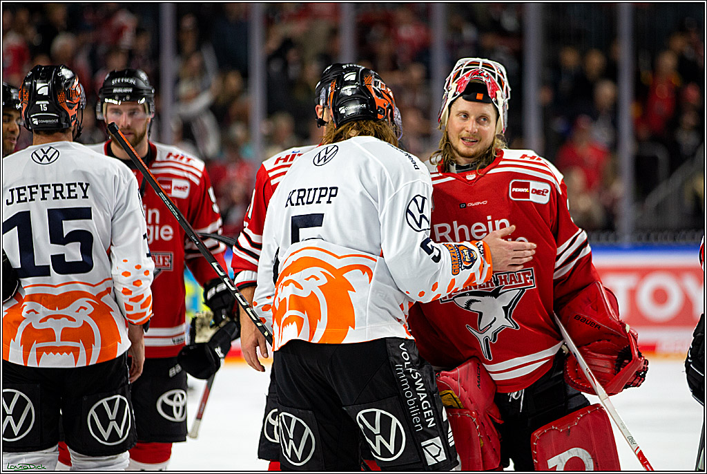 PENNY DEL; Koelner Haie- Grizzlys Wolfsburg; Koeln, 21.09.2022